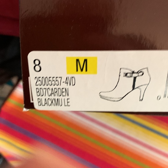 Bandolino High Heel Ankle Booties Sz 8 - Picture 8 of 9